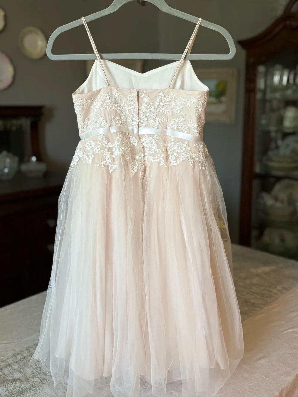 👑Princess Dress by David's Bridal Blush Lace & Tulle with Rhinestone Accents NWT - Picture 5 of 16